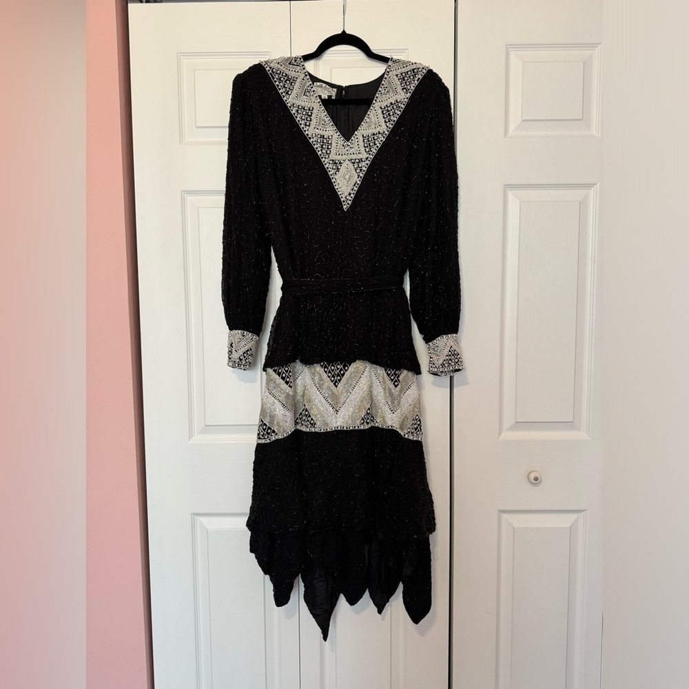 1980’s Vintage Judith Ann Plus 1x silk beaded belted Great Gatsby flapper dress